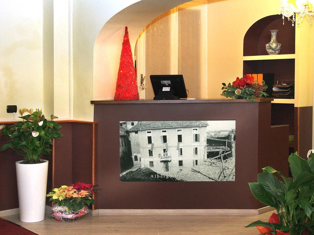 Hotel Due Spade Fidenza Eksteriør bilde